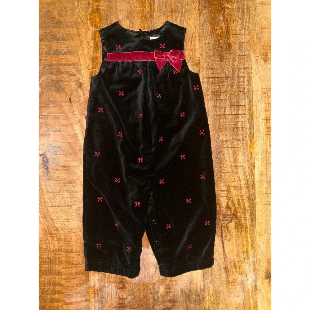 Gymboree Vintage  Girls Black Velvet Red Bow Embroidered Holiday Romper 6-12